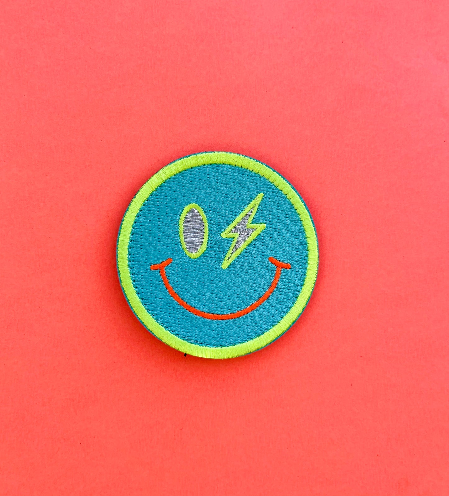 AUFNÄHER / PATCH "ELECTRIC SMILEY"
